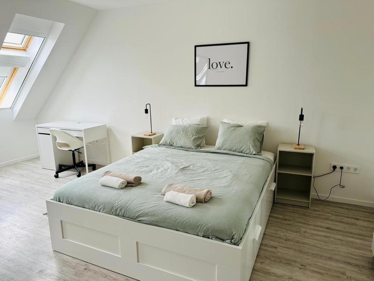 Palace Quarter 1 Peaceful Modern Central Top Floor Apartment Budapesta Exterior foto