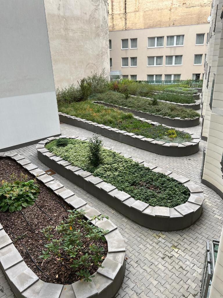 Palace Quarter 1 Peaceful Modern Central Top Floor Apartment Budapesta Exterior foto